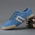 Atmungsaktive blaue Herren Canvas Sneaker mit flacher Gummisohle und Schnürung Design - 39 / Aqua