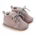 Weiche rosa Baby-Lernschuhe mit warmem Kunstfellfutter und grauen Schnürsenkeln - Grau