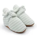 Détail de chaussons souples à rayures vertes et blanches pour bébé avec doublure polaire - Rayé Blanc Vert