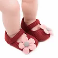 Cozy dark red knitted baby Mary Jane walking shoes featuring a cute pink flower accent - 12cm / Red