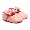 Soft sole pink baby girl walker shoes with heart embroidery and cute bow decoration - 11cm / Pink