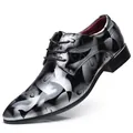 Side detail of men's glossy black and silver floral patterned formal oxford shoe - 37 / Silver Gray