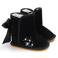 Black baby girl snow boots with snowflake embroidery and warm fur lining - 11cm / Black
