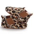 Soft cozy leopard print baby winter walking boots with warm faux fur lining for infants - Leopard Print C