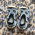 Blaue Söckchenschuhe mit Leopardenmuster und weicher Sohle für Kleinkinder - Größe 24/25 (Innenlänge 14,5 cm) / Blauer Leopard