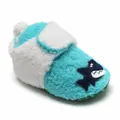 Zachte blauw-witte pluche baby winterschoenen met een schattig haaienborduurwerk. - 1527 Groen (Haai)