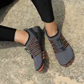 Zapatos de agua de secado rápido grises y naranjas para natación y senderismo en playa - Gris Oscuro Naranja