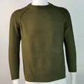 Classic olive green men's crew neck long sleeve knitted sweater with ribbed trim - Green
