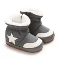Bottes de neige bébé grises avec doublure en peluche blanche et étoile latérale. - Gris