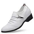 Premium witte verhoogde leren herenschoenen met een hak van 7 cm en metalen gesp - 38 / Verhogende Stijl / Wit