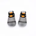 Dettaglio di scarpe a calzino per neonati in maglia traspirante con simpatico pinguino. - Taglia 22 (Lunghezza interna 12.5cm) / Anatra Nera Seta Ghiaccio
