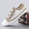 Atmungsaktive Herren-Mesh-Sneaker zum Reinschlüpfen mit strukturierter Zehenkappe - 38 / Khaki