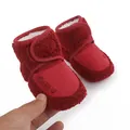 Cozy red winter baby booties with fleece lining and Baby embroidery for 0-1 year infants - 11cm / 48g / Red.