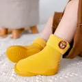 Scarpe calzino invernali gialle per neonati con ricamo leone e fodera in pile calda e morbida - Giallo brillante