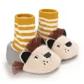 Detailed view of baby soft sole lion shoes with yellow stripes and cute fringe - 11cm / Lion Style (B264) / Yellow Lion