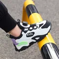 Atmungsaktive Mädchen-Sportschuhe mit Drehverschluss in Schwarz und Weiß Mesh-Optik - 38 / Weiß Schwarz Lila