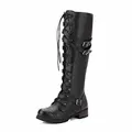 Schwarze kniehohe Gothic-Stiefel mit Schnürung Schnallen und Nietenverzierung im Punk-Stil - Schwarz