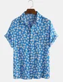 Casual blauw shirt met korte mouwen voor heren met een fris wit madeliefjespatroon - Lichtblauw
