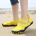 Gele sneldrogende waterschoenen voor kinderen met klittenband voor strand en zwemmen - 35 / Geel