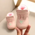 Zapatos de bebé rosa para niña con forro de terciopelo cálido y diseño de conejo. - Talla 15-19 / 5 Pares / Rosa (A06)