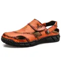 Hochwertige braune Herren-Strandsandalen aus Leder mit handgenähter Sohle - Rotbraun