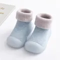 Soft light blue baby sock shoes with grey fleece cuff and non-slip rubber sole - Size 18/19 (11.5cm Inner Length) / Sky Blue