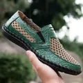 Atmungsaktive Herren-Slipper-Freizeitschuhe mit grünem Leder in Krokodilprägung - 40 / Grün