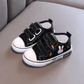 Atmungsaktive schwarze Kinder-Canvas-Schuhe mit Hasenmuster und weicher Sohle. - 21 / Schwarz