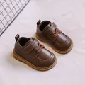 Classic toddler brown faux leather walking shoes with soft sole and hook and loop closure - Size 18 (Inner Length 13.0) / Brown (Fleece Lined)