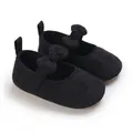 Detalle de zapatos de princesa para bebé negros con suela blanda, lazo y bordado - Negro