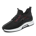 Baskets de sport pour hommes en maille flyknit avec semelle compensée invisible - Noir Rouge