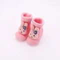 Lindos zapatos de calcetín rosa de invierno para bebé con conejo de peluche y forro polar. - Muñeco Conejo Rosa