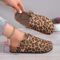 Detailed view of women's leopard print clogs highlighting the 3.0cm comfortable heel height - Leopard Print