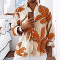 Detailansicht des locker sitzenden Herren-Strandhemds mit orangefarbenem Blattmuster - S / Oberteile / Ahornblatt-Druck