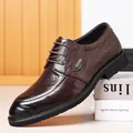 Zapatos de vestir para hombre en cuero marrón con diseño calado transpirable clásico - 38 / Marrón