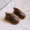 Dunkelbraune Baby-Lederschuhe mit weicher Sohle, Klettverschluss und Gummisohle - Größe 27 (Innenlänge 17,0 cm) / Braun