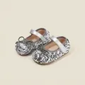 Zapatos de princesa con lentejuelas plateadas para niñas pequeñas con detalle de lazo. - Talla 16 / Interior 12.5cm / Estilo de Zapato de Princesa (116) / Plateado