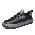 Zapatillas chunky de cuero negro para hombre con suelas en contraste gris y cordones - 38 / Negro