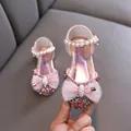 Scarpe da principessa rosa glitterate per bambine con fiocco in pizzo e perle eleganti. - Rosa