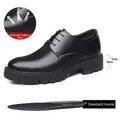 Atmungsaktive schwarze Herrenschuhe mit 5 cm Sohle und Standard-Innensohle - 37 / Ausschnitt-Stil (7106-1)