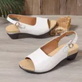 Elegante witte sleehaksandalen voor dames met verstelbare hielband en open neus voor de zomer - Wit