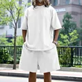 Completo uomo con maglietta a maniche corte e pantaloncini bianchi estivi - Bianco