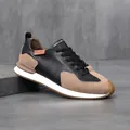 Zapatillas de cuero real para hombre con detalles de ante en negro y beige en contraste - Negro