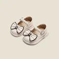 Elegant cream baby girl princess shoes featuring large bow and pearl strap detail - Size 15 (Inner Length 11.5cm) / Beige
