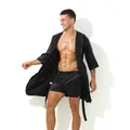 Ensemble peignoir en satin noir pour hommes avec robe à capuche et short assorti - Noir