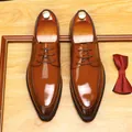Glossy brown leather men's Derby shoes with pointed toe and thick sole design - 37 / Brown