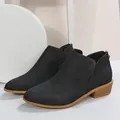 Bottines noires élégantes à bout pointu avec talon épais et fermeture éclair arrière argentée - 38 / Noir