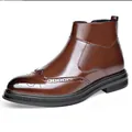 Elegantes botines Brogue para hombre en color marrón con detalles wingtip y suela de goma - 38 / Zapatos planos / Marrón Oscuro