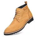 Klassische hellbraune Wildleder-Schnürstiefel für Herren mit spitzer Zehenpartie und Sohle - 38 / Gelb