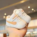 Cozy winter baby walking shoes with soft soles and warm fleece lining - Size 14 (Inner Length 11cm) / Orange
